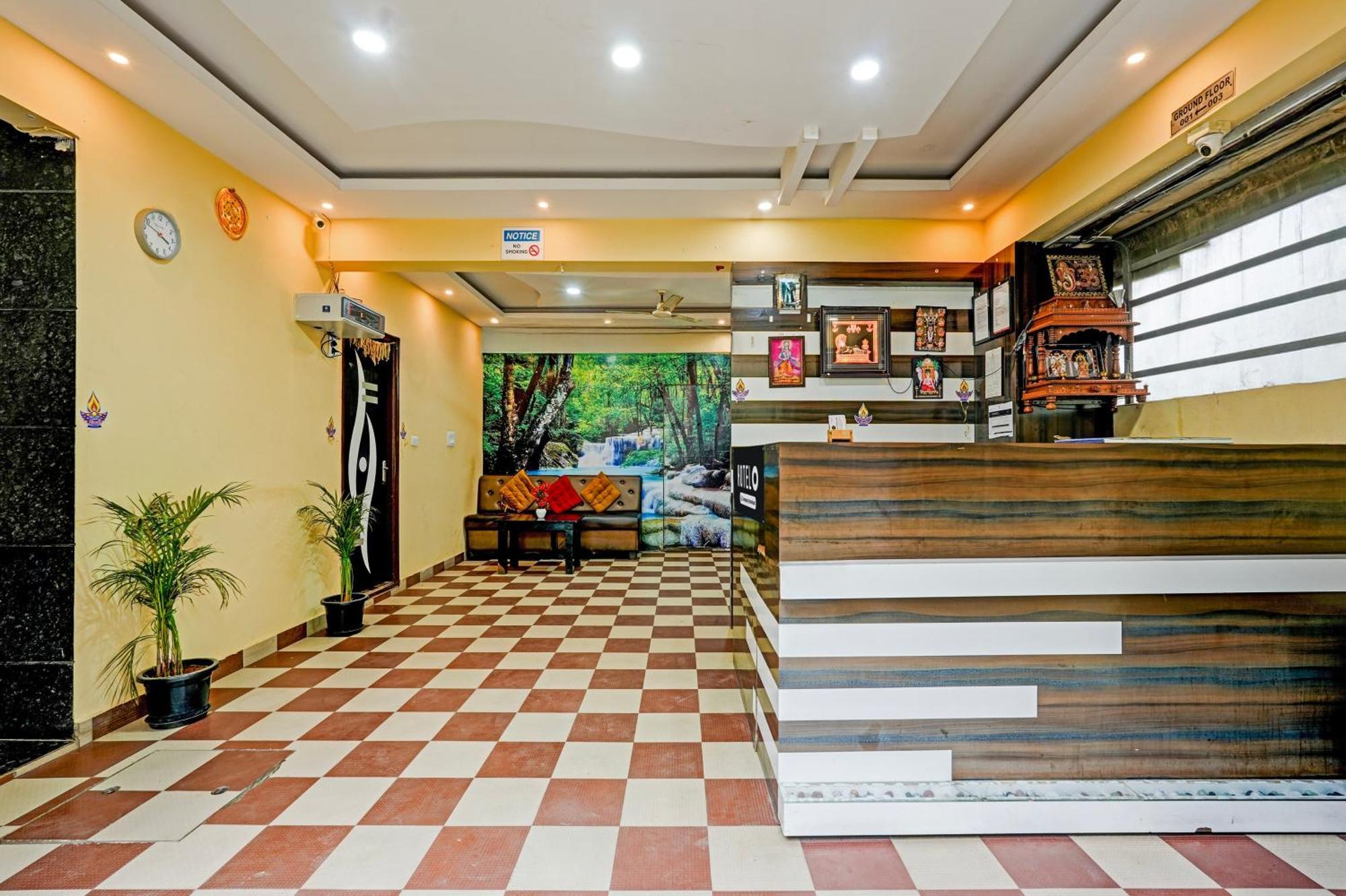 Super Hotel O Ganakkal Near Bgs Hospital Junction Formerly Omkar Global Inn 班加罗尔 外观 照片
